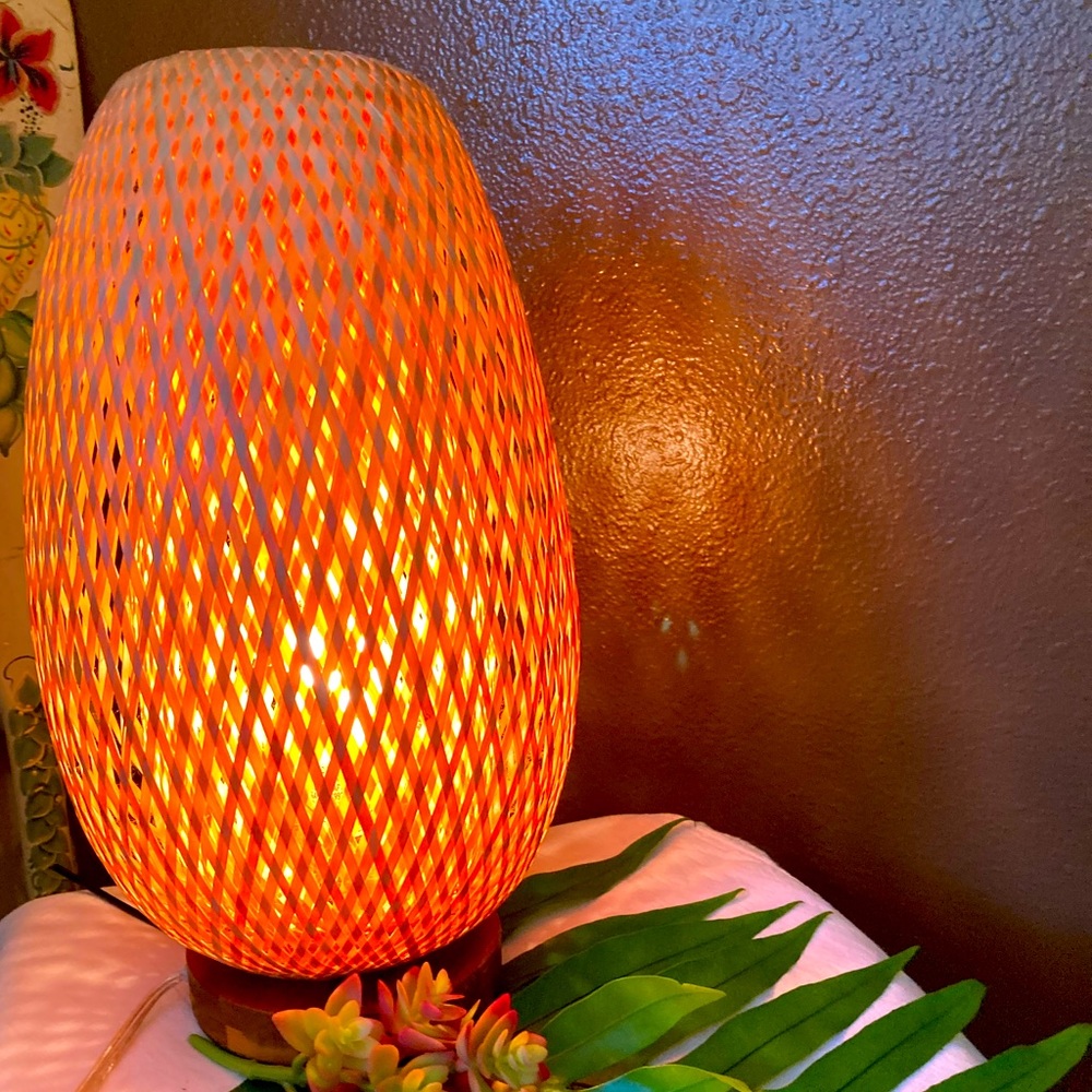 Rattan weave lamp!